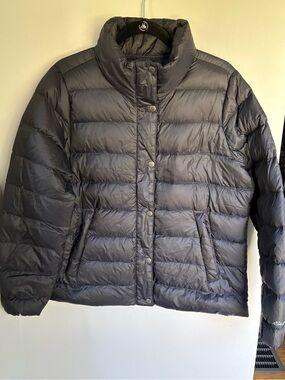 Eddie Bauer Black Down Puffer Jacket Women’s Large
